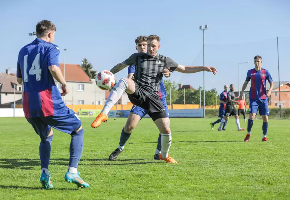 TJ Sokol Cholupice vs. FC Přední Kopanina B 1:1 (1:0)